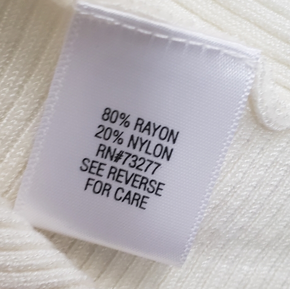 Sweater - Picture 4 of 5